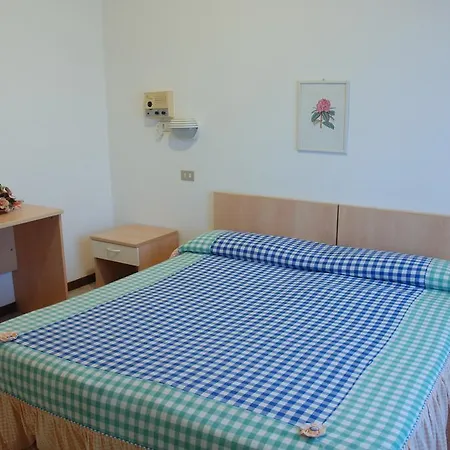 Santa Lucia 3*